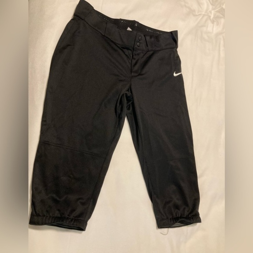 Nike Capri pants Black - L NWT